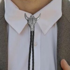 Western Silver Cow Skull Bolo Tie Cowboy Necktie NEW